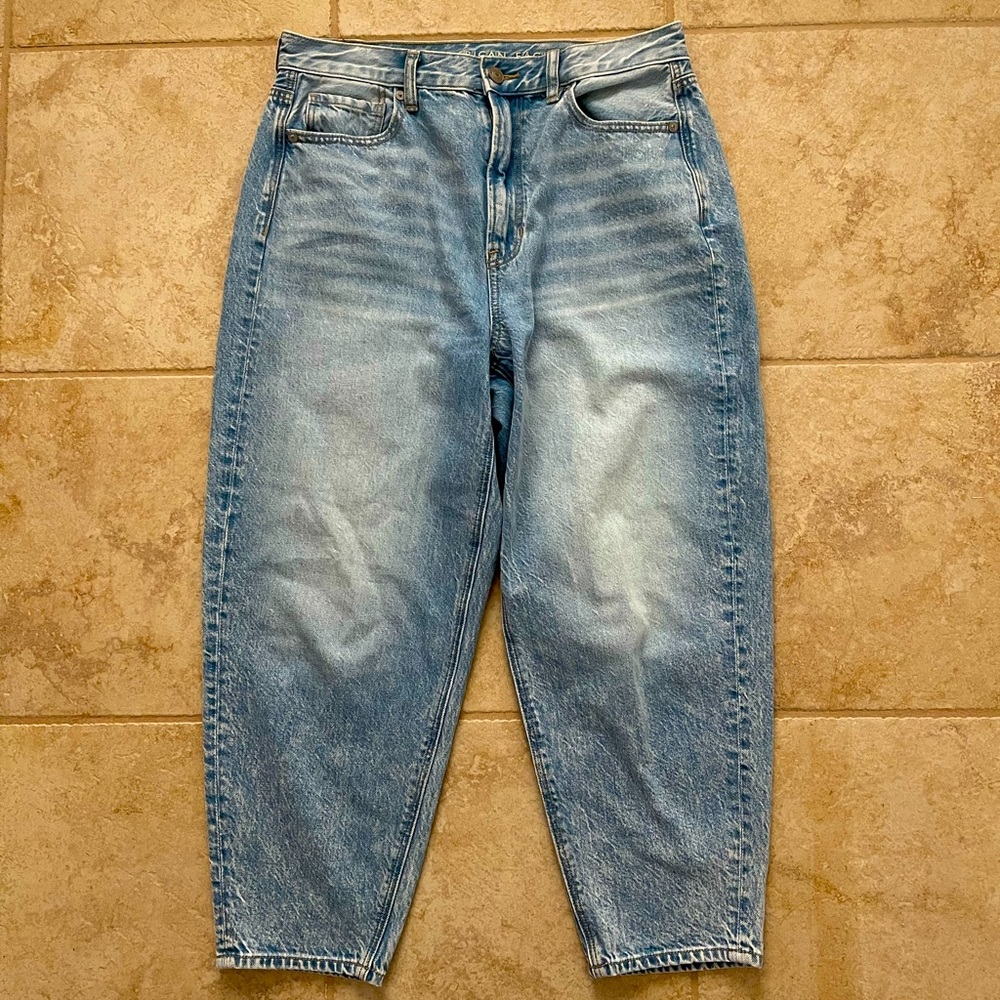 American Eagle mom jeans x-short